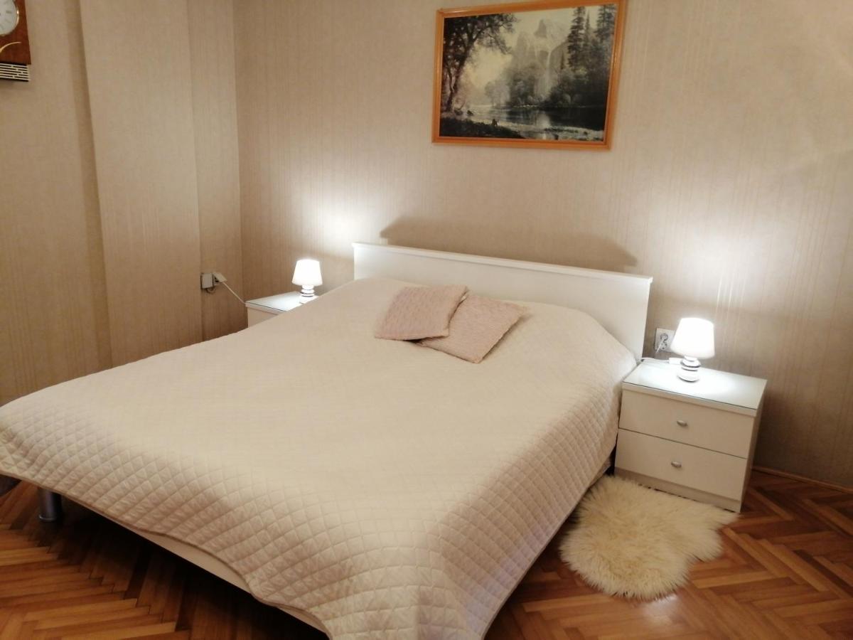 Lovely Apartment In Pomer Ngoại thất bức ảnh