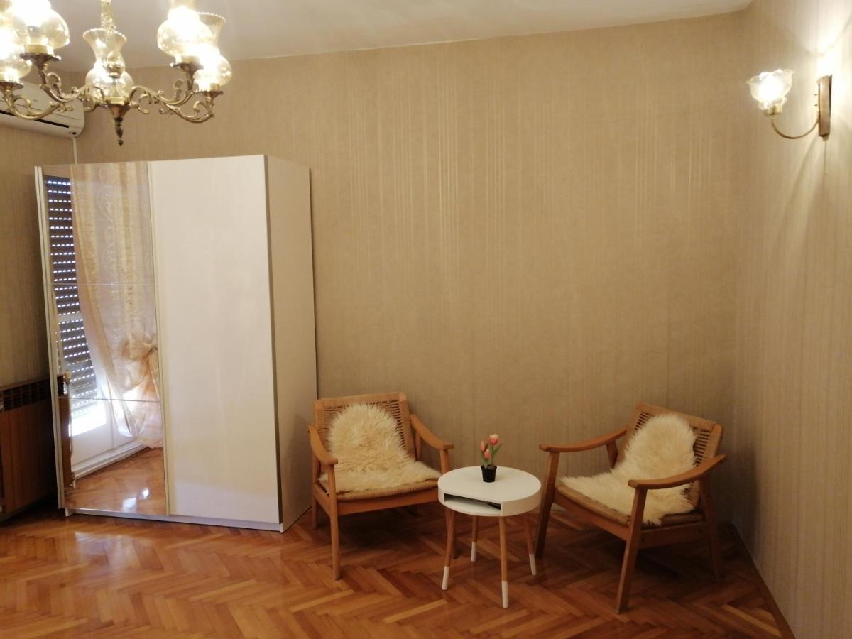 Lovely Apartment In Pomer Ngoại thất bức ảnh