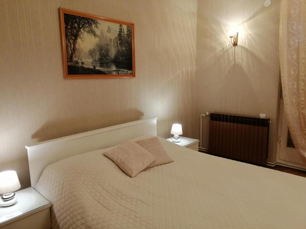 Lovely Apartment In Pomer Ngoại thất bức ảnh