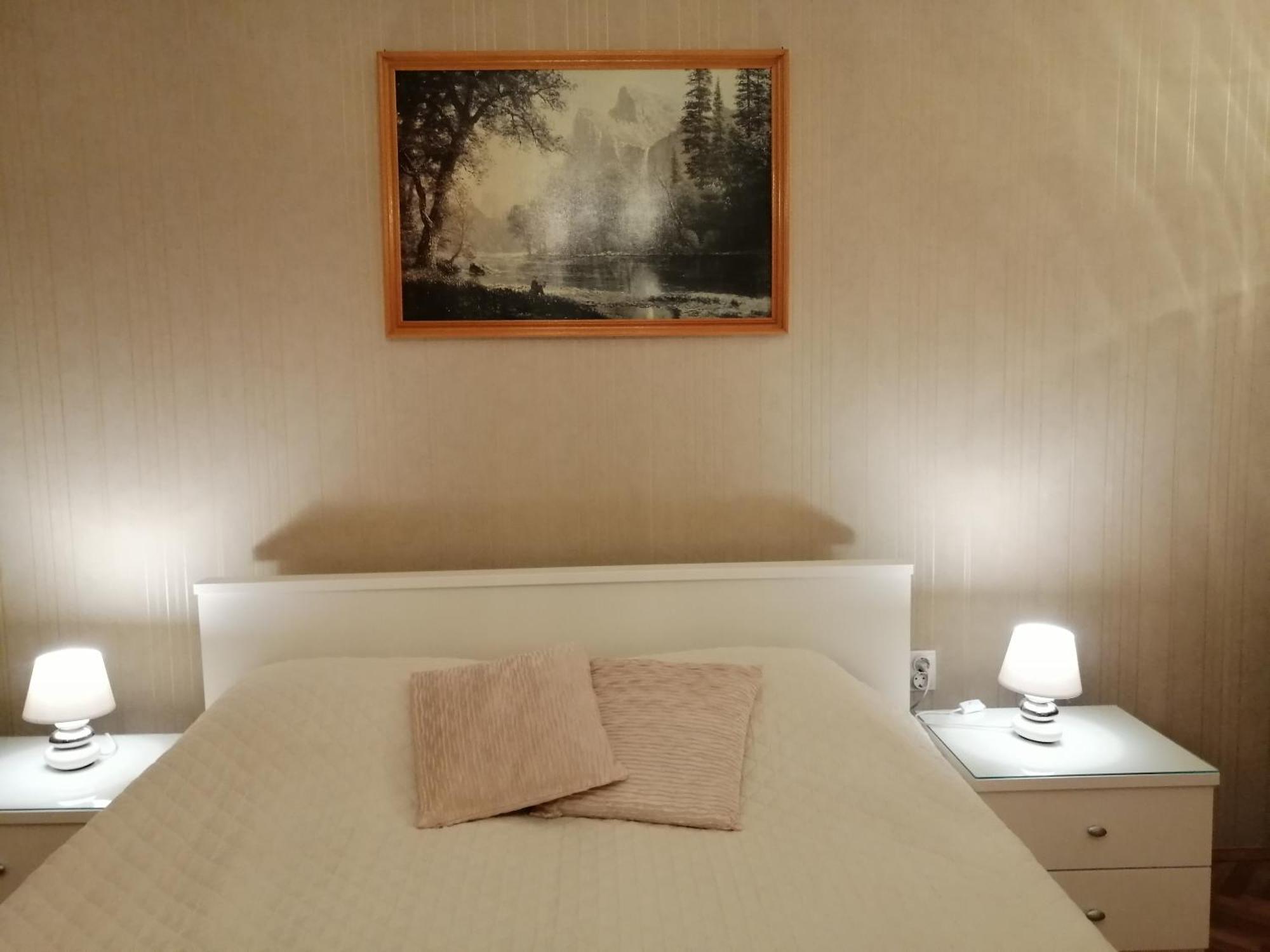 Lovely Apartment In Pomer Phòng bức ảnh